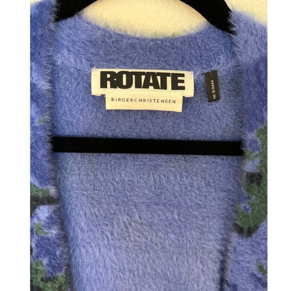 Rotate super cozy and soft cardigan like new - Picture 4 of 4